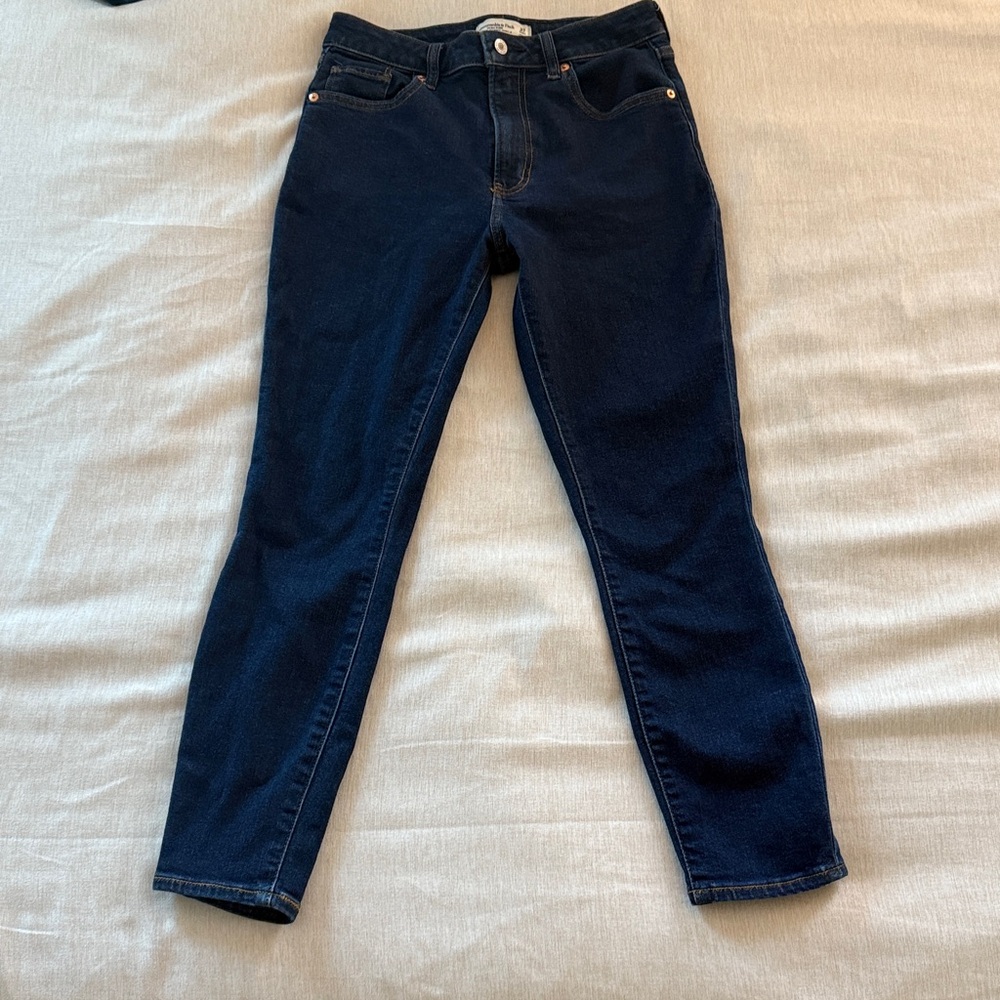 Abercrombie & Fitch High Rise Super Skinny Ankle Jean
